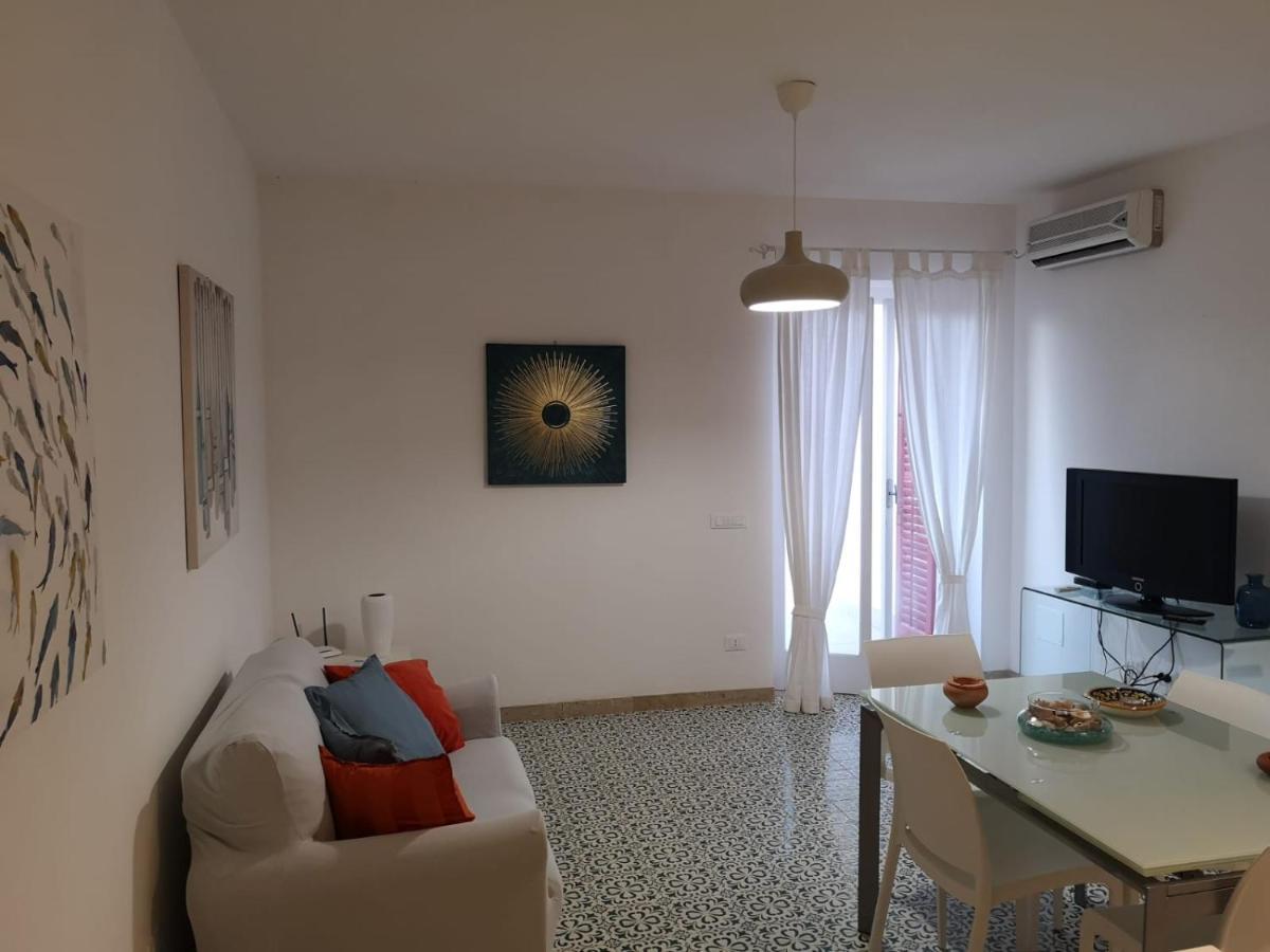 Doride Appartamento Sulla Spiaggia Balestrate Ngoại thất bức ảnh