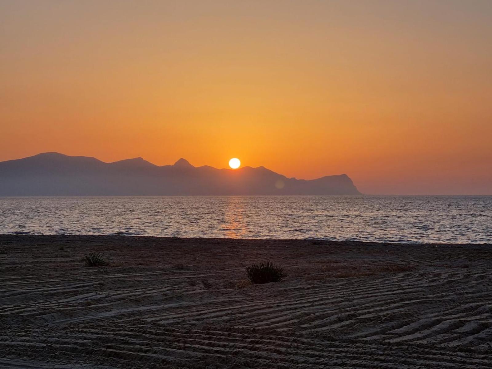 Doride Appartamento Sulla Spiaggia Balestrate Ngoại thất bức ảnh